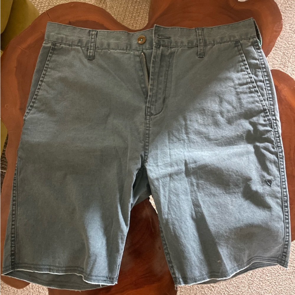 Vissla size 30 casual shorts